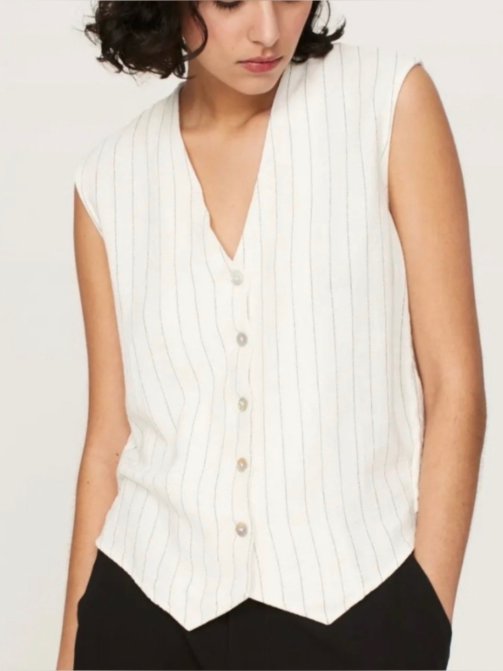 DONNI. Linen Pinstripe V-Neck Top